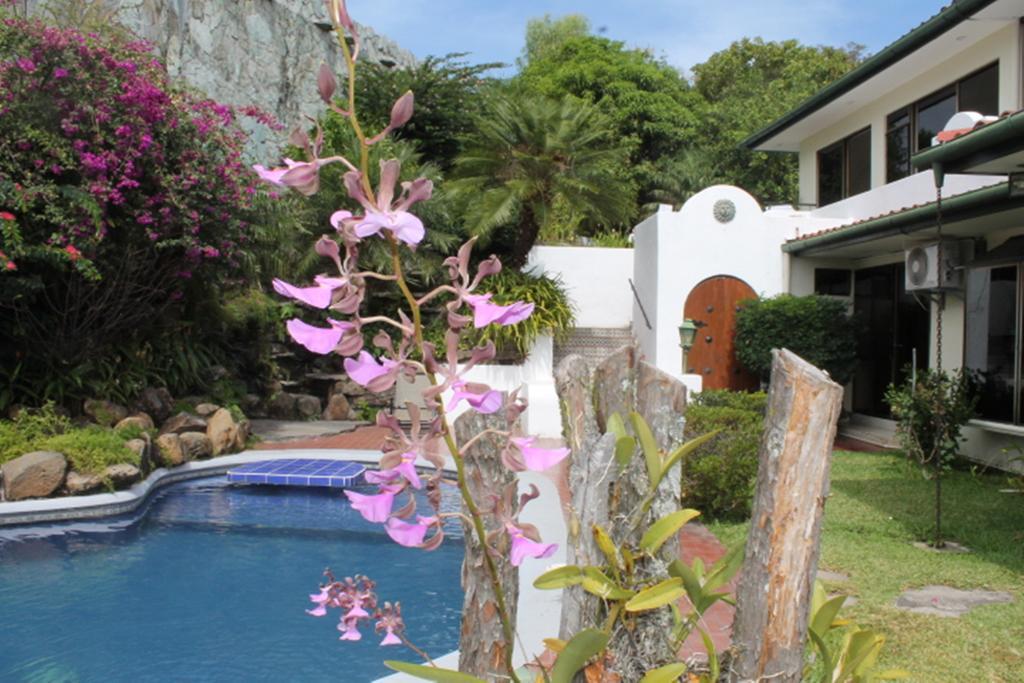 Hotel Boutique Valverde Cumbres De La Escalon Mejicanos Ngoại thất bức ảnh