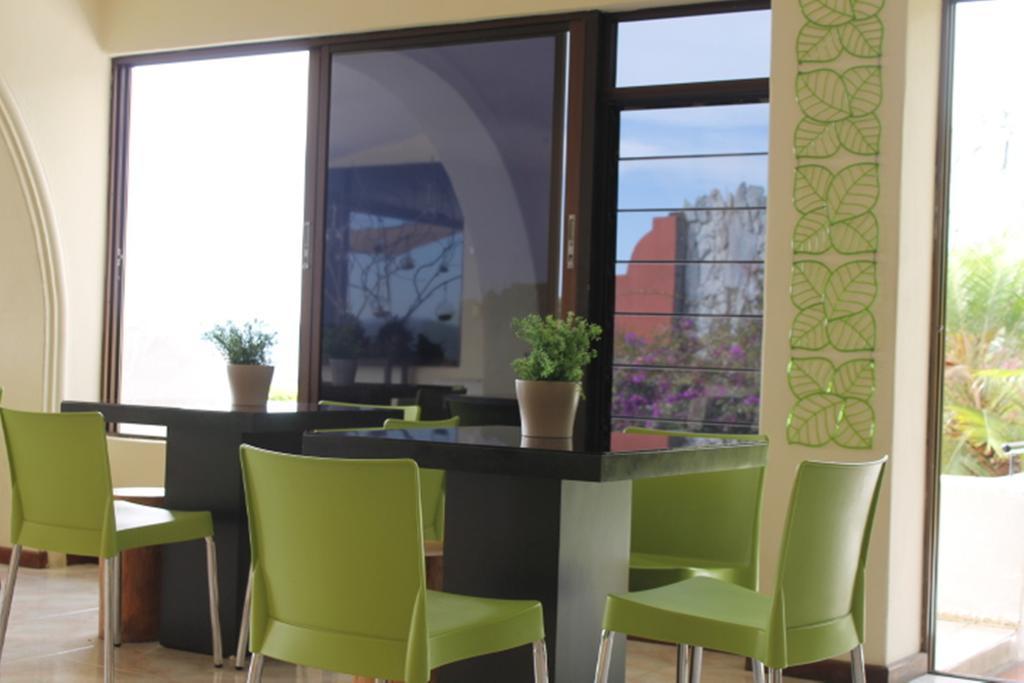 Hotel Boutique Valverde Cumbres De La Escalon Mejicanos Ngoại thất bức ảnh
