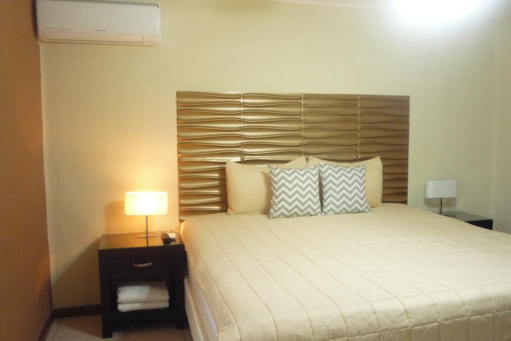 Hotel Boutique Valverde Cumbres De La Escalon Mejicanos Phòng bức ảnh