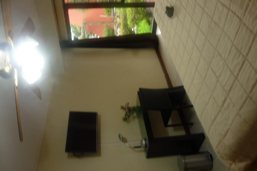 Hotel Boutique Valverde Cumbres De La Escalon Mejicanos Phòng bức ảnh