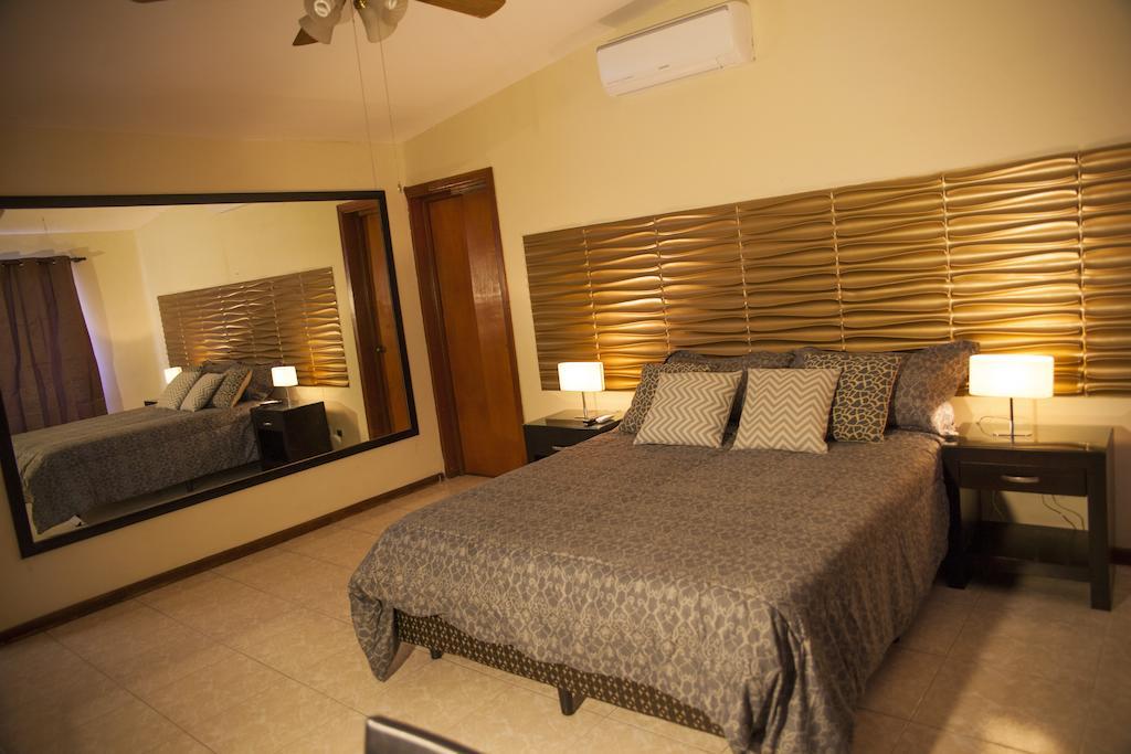Hotel Boutique Valverde Cumbres De La Escalon Mejicanos Ngoại thất bức ảnh